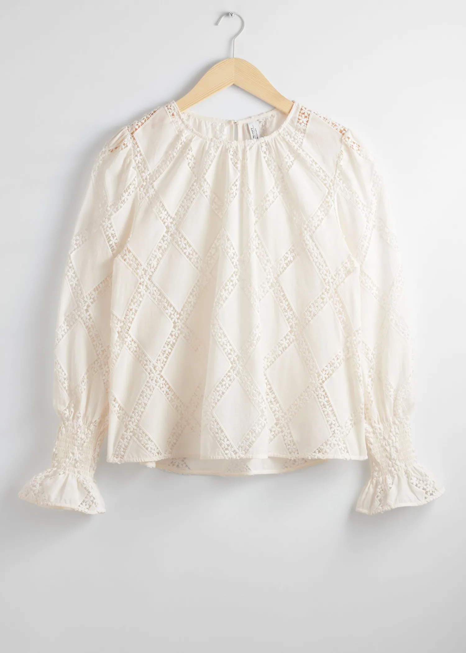 Cheap Broderet Bluse Med Flaesemanchetter Kvinder Bluser Og Skjorter