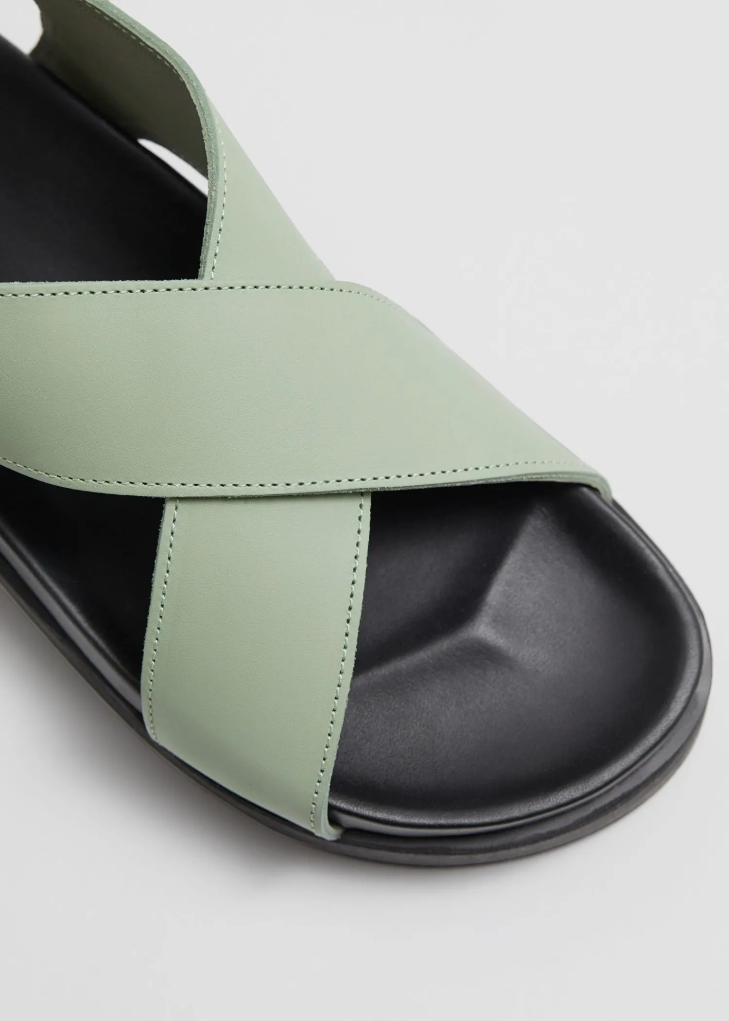 Outlet Criss-Cross Laedersandaler Kvinder Flade Sandaler