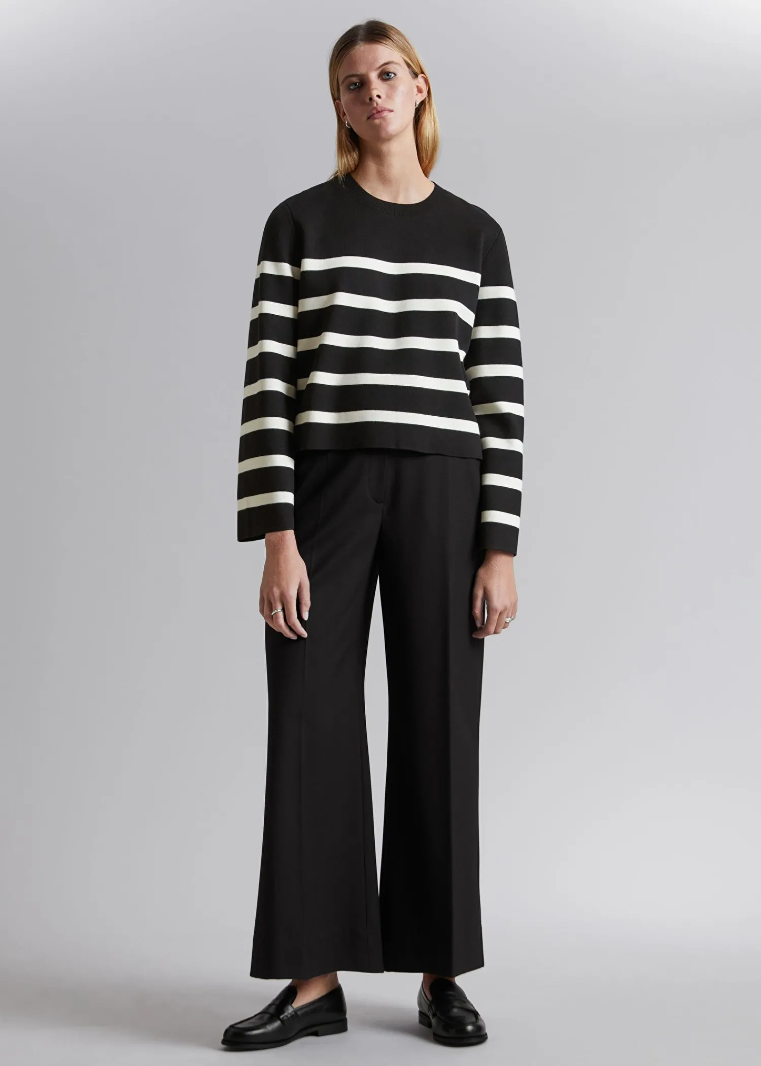 Best Strikket Sweater Med Brede Aermer Kvinder Strik