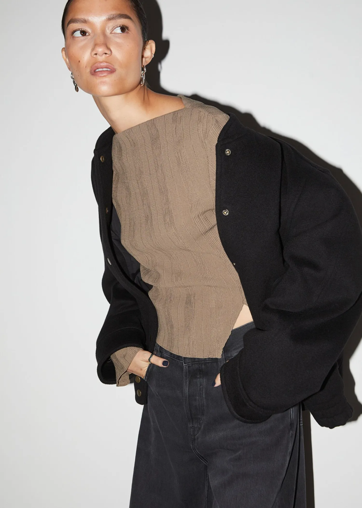 Online Cropped Asymmetrisk Frilled Top Kvinder Toppe