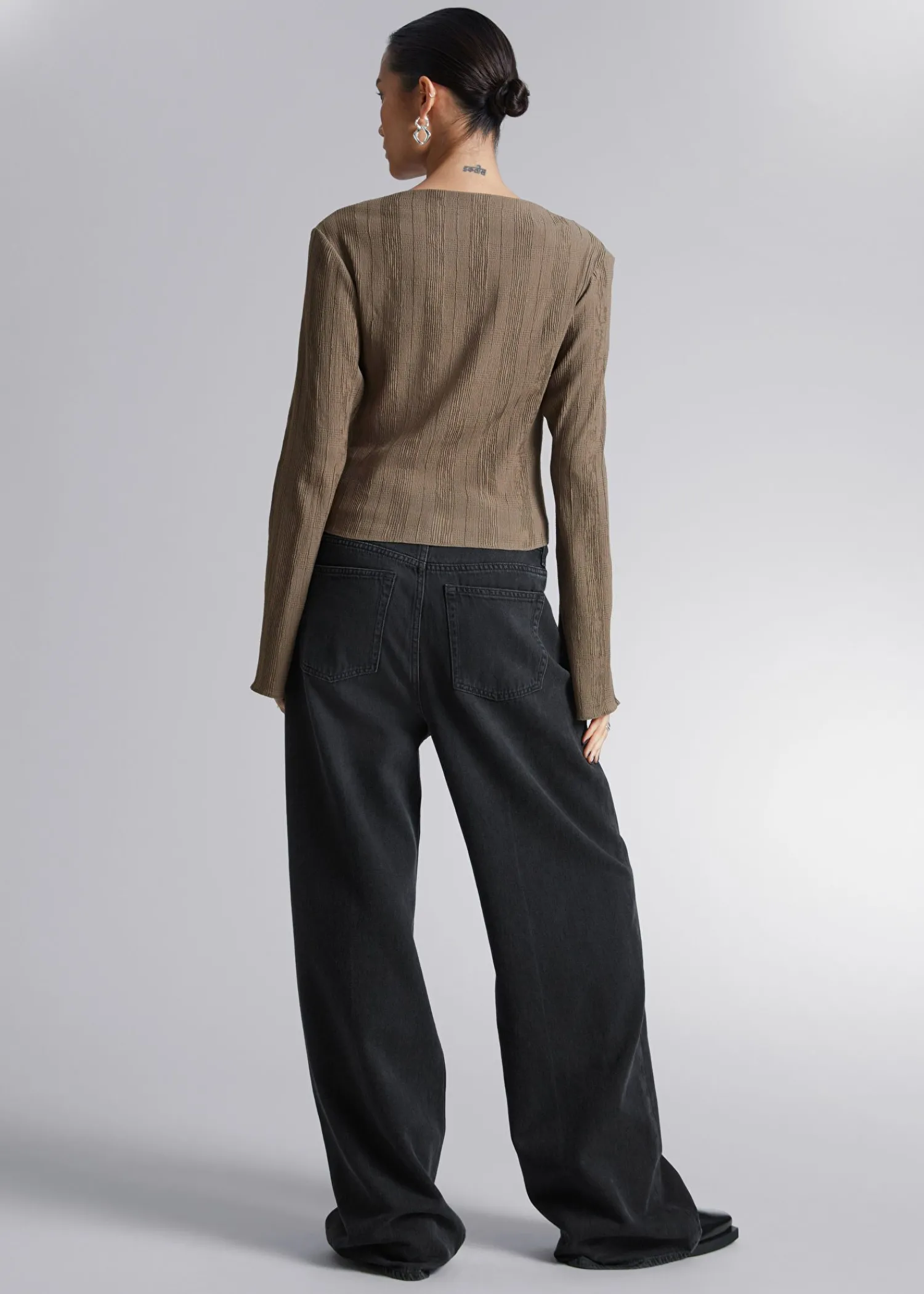 Online Cropped Asymmetrisk Frilled Top Kvinder Toppe