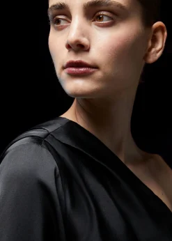 Online En-Skulder Satin Top Kvinder Toppe