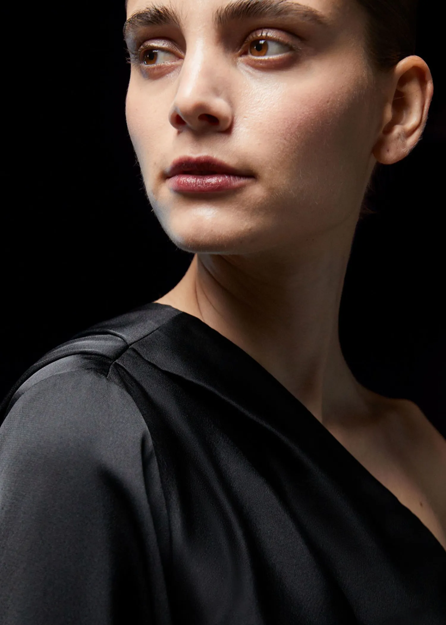 Online En-Skulder Satin Top Kvinder Toppe