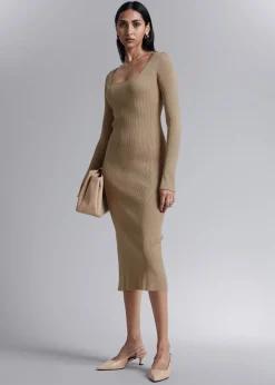 Shop Ribbet Slim Midikjole Kvinder Kjoler