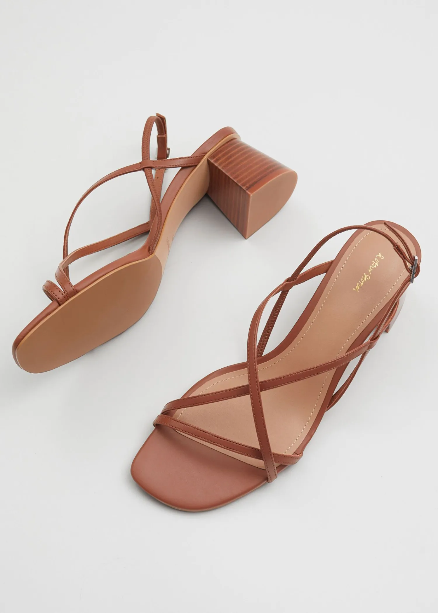 Best Sale Strappy Laedersandaler Kvinder Sandaler Med Hael