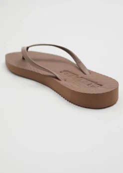 Cheap Sveller Tilspidsede Flip Flops Kvinder Flade Sandaler